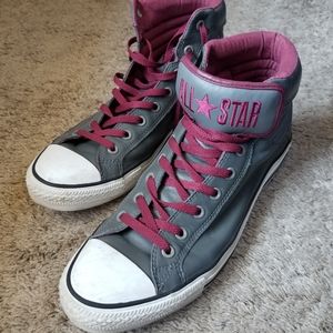 Final price drop! Converse shoes